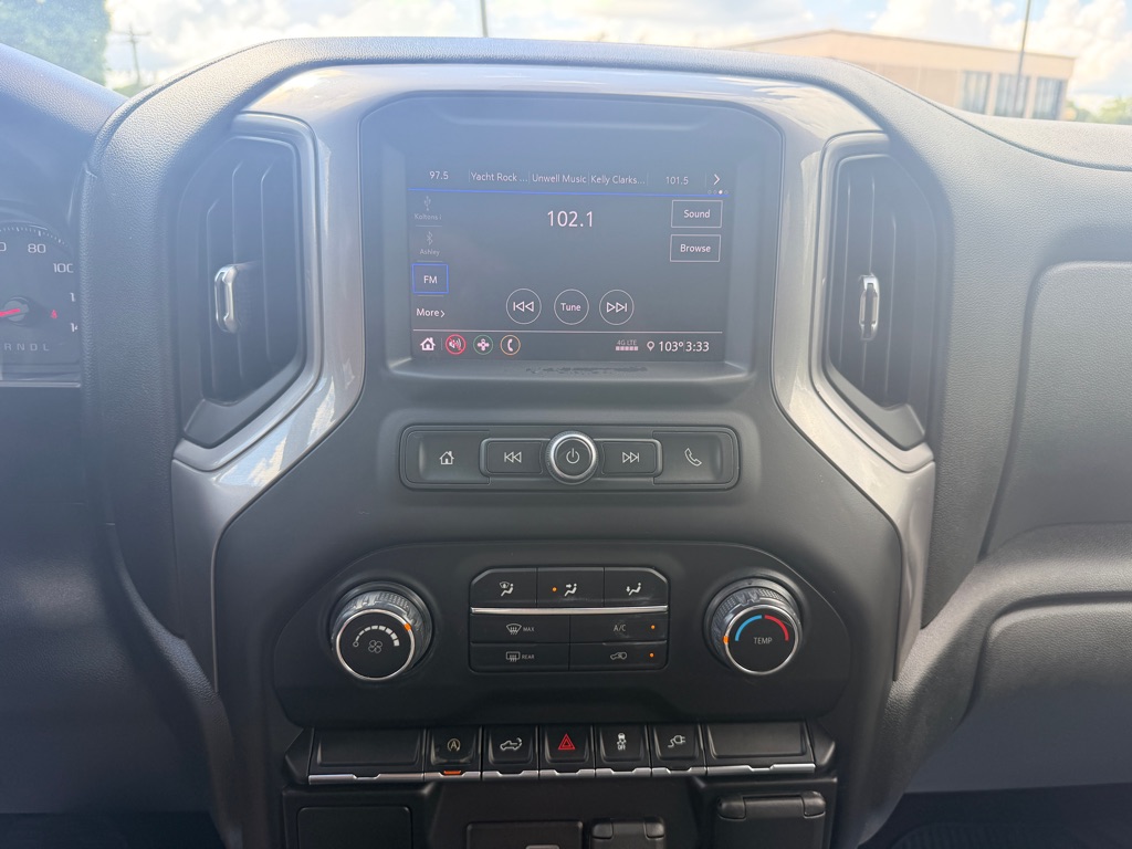 Photo 16 of this CHEVROLET SILVERADO 1500