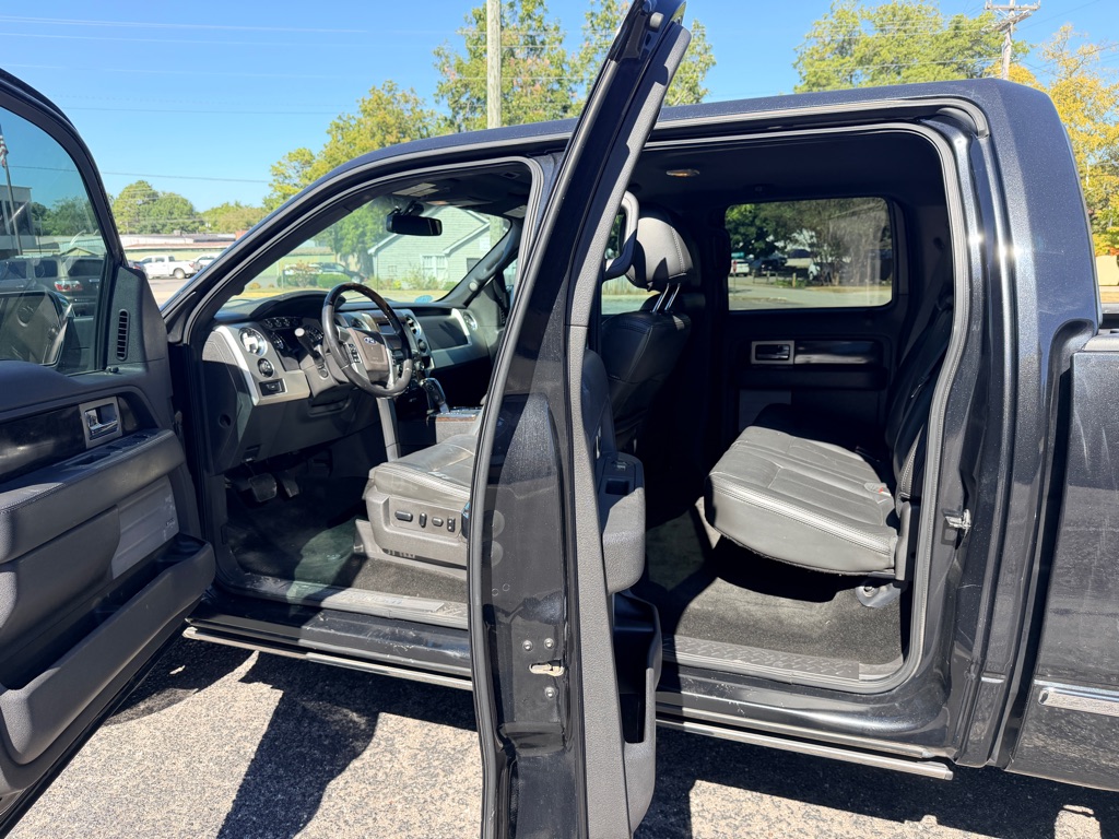 Photo 10 of this FORD F150