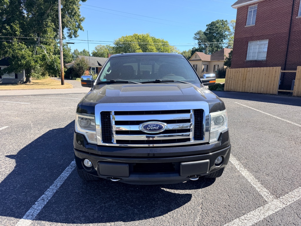 Photo 2 of this FORD F150