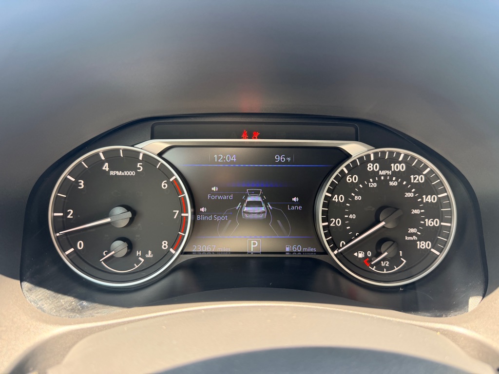 Photo 14 of this NISSAN ALTIMA