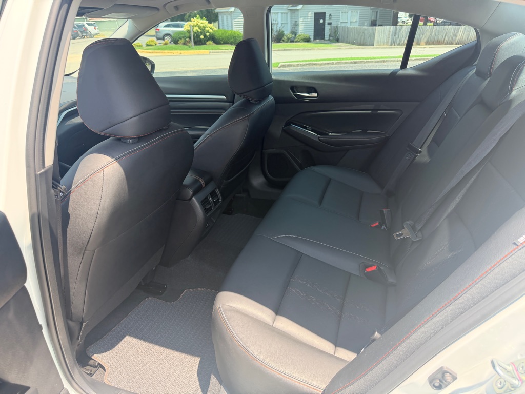 Photo 12 of this NISSAN ALTIMA