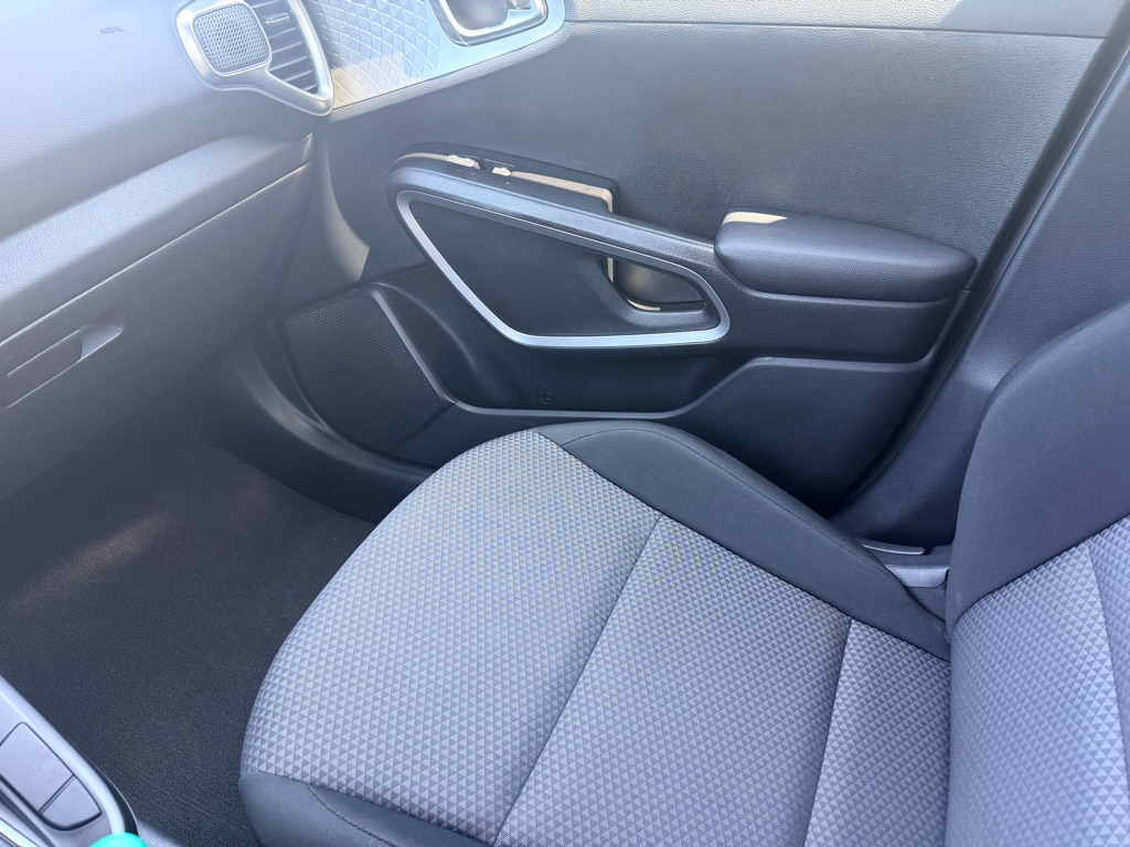 Photo 17 of this KIA SOUL