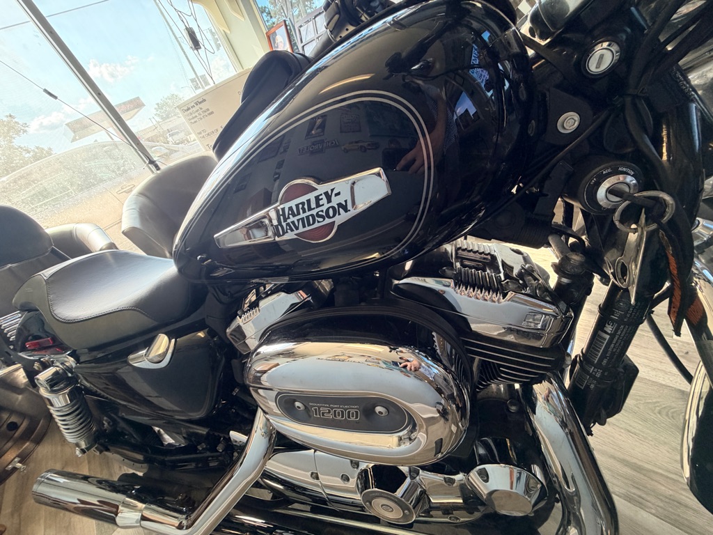 Photo 6 of this HARLEY DAVIDSON XL