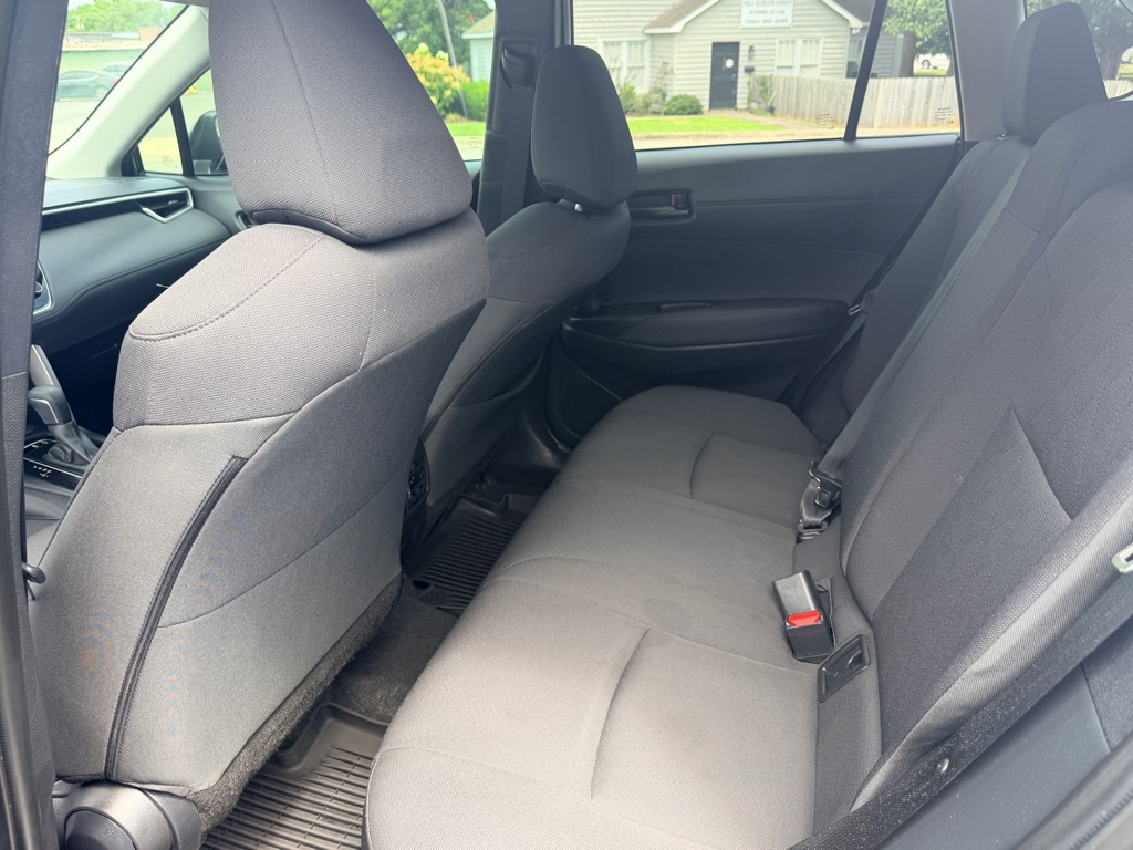 Photo 10 of this TOYOTA COROLLA CROSS