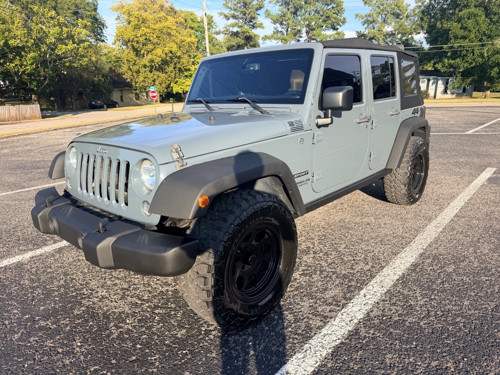 Photo 2 of this JEEP WRANGLER UNLIMI
