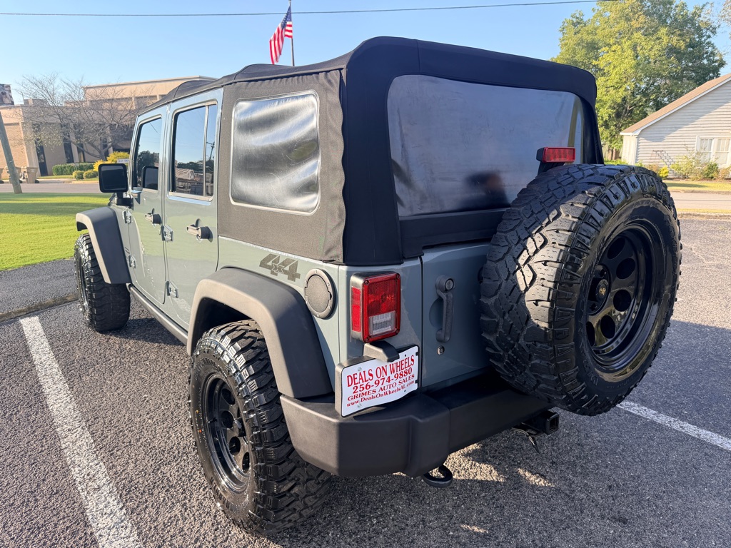 Photo 5 of this JEEP WRANGLER UNLIMI