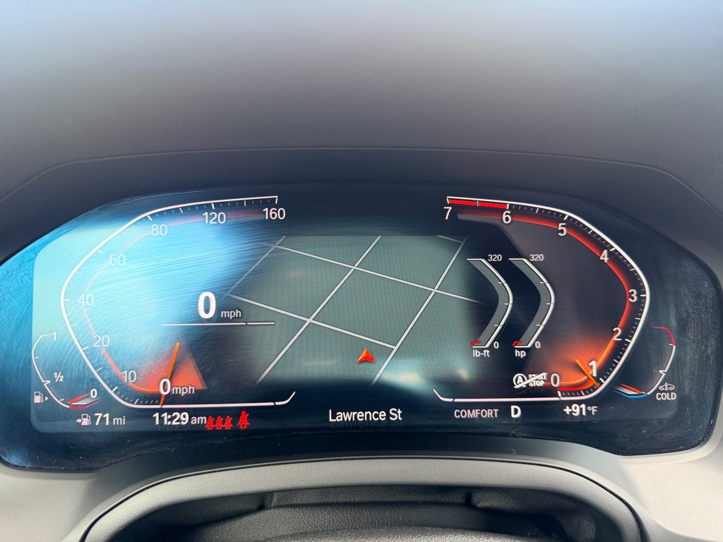 Photo 14 of this BMW 330I