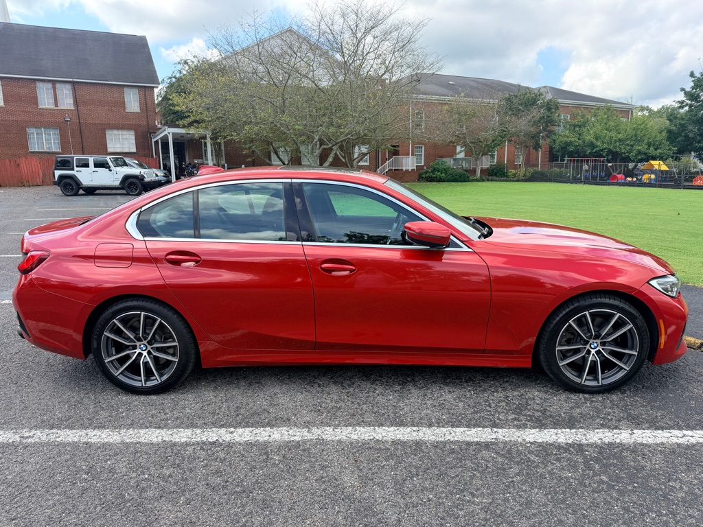 Photo 8 of this BMW 330I