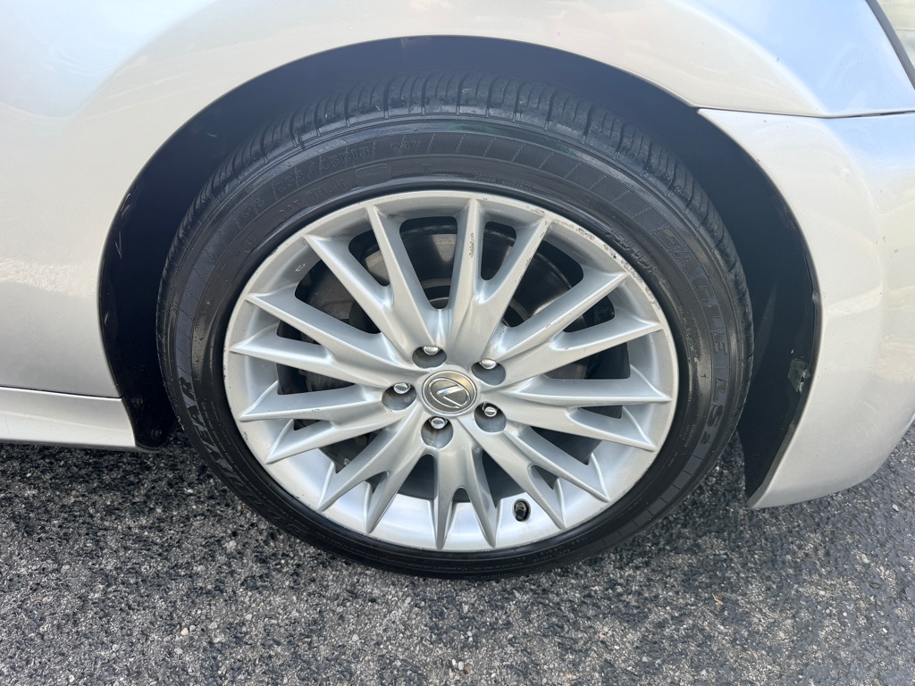 Photo 9 of this LEXUS GS