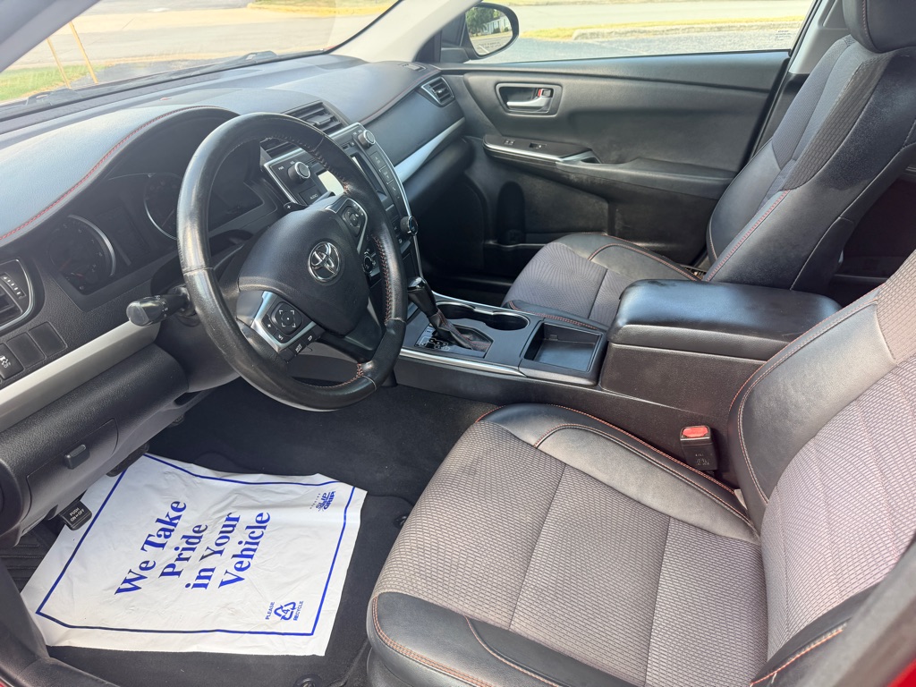 Photo 12 of this TOYOTA CAMRY