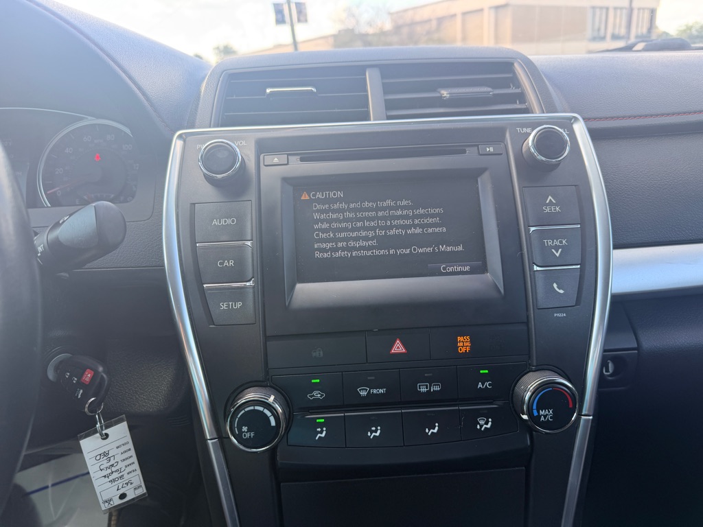 Photo 14 of this TOYOTA CAMRY
