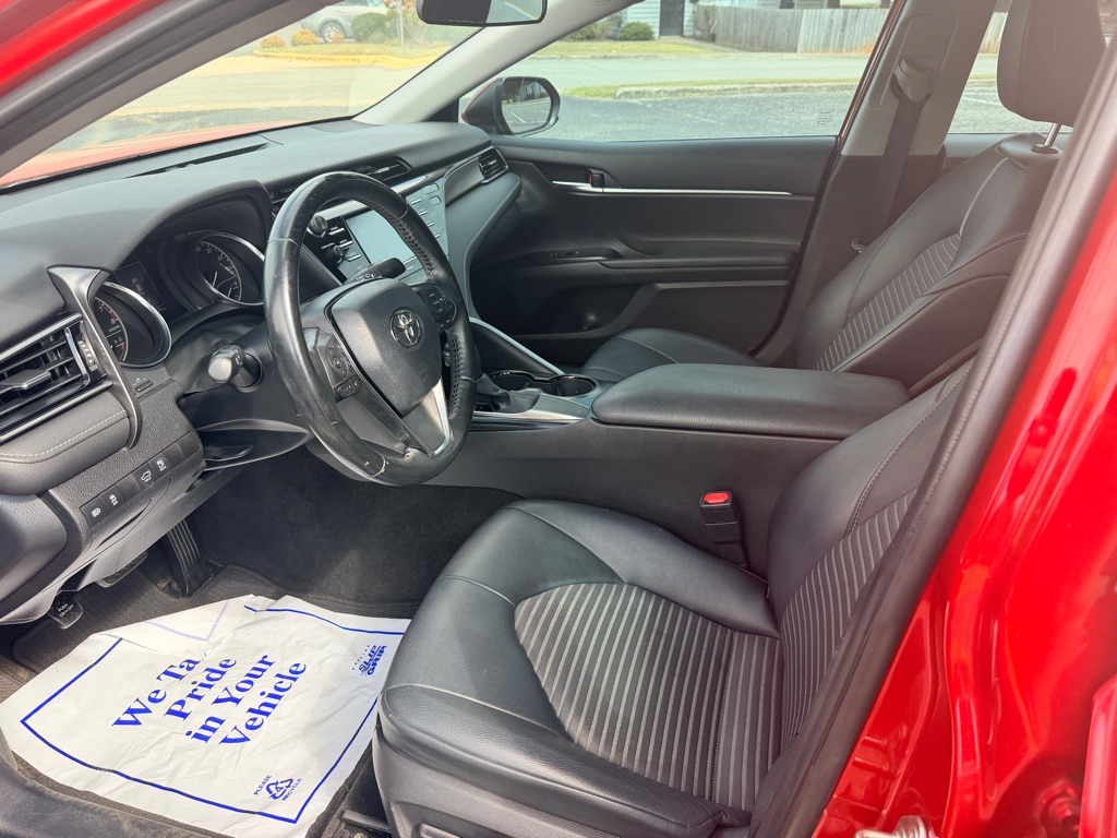 Photo 12 of this TOYOTA CAMRY
