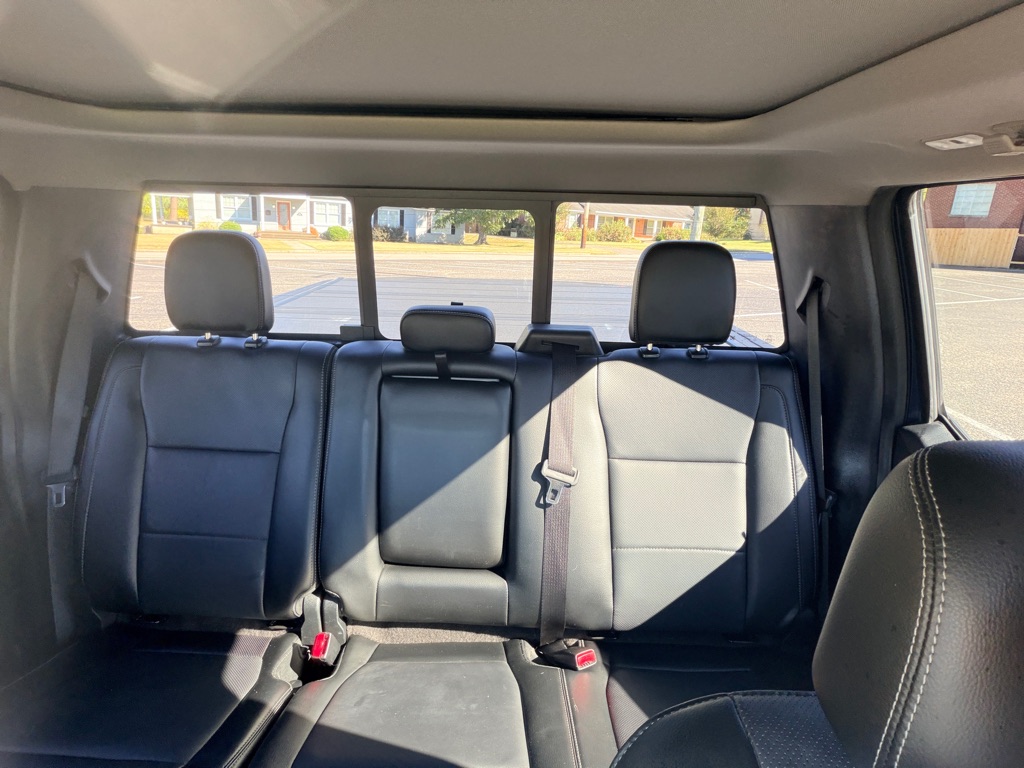 Photo 15 of this FORD F150