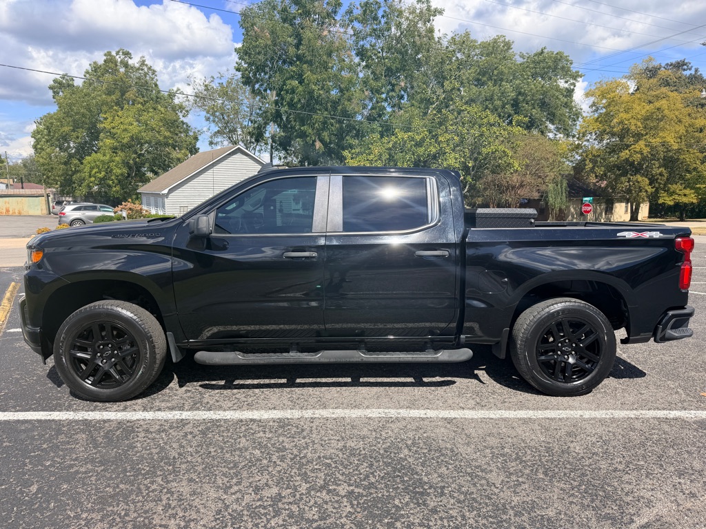 Photo 4 of this CHEVROLET SILVERADO LTD 1