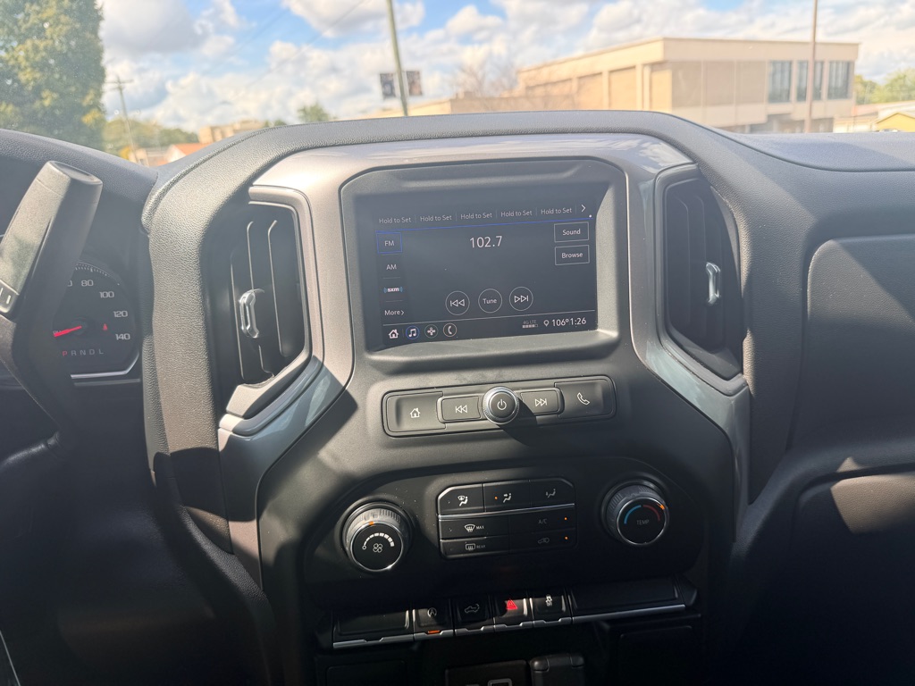 Photo 16 of this CHEVROLET SILVERADO LTD 1