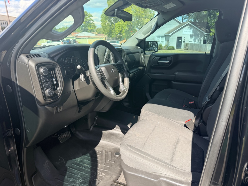 Photo 14 of this CHEVROLET SILVERADO LTD 1