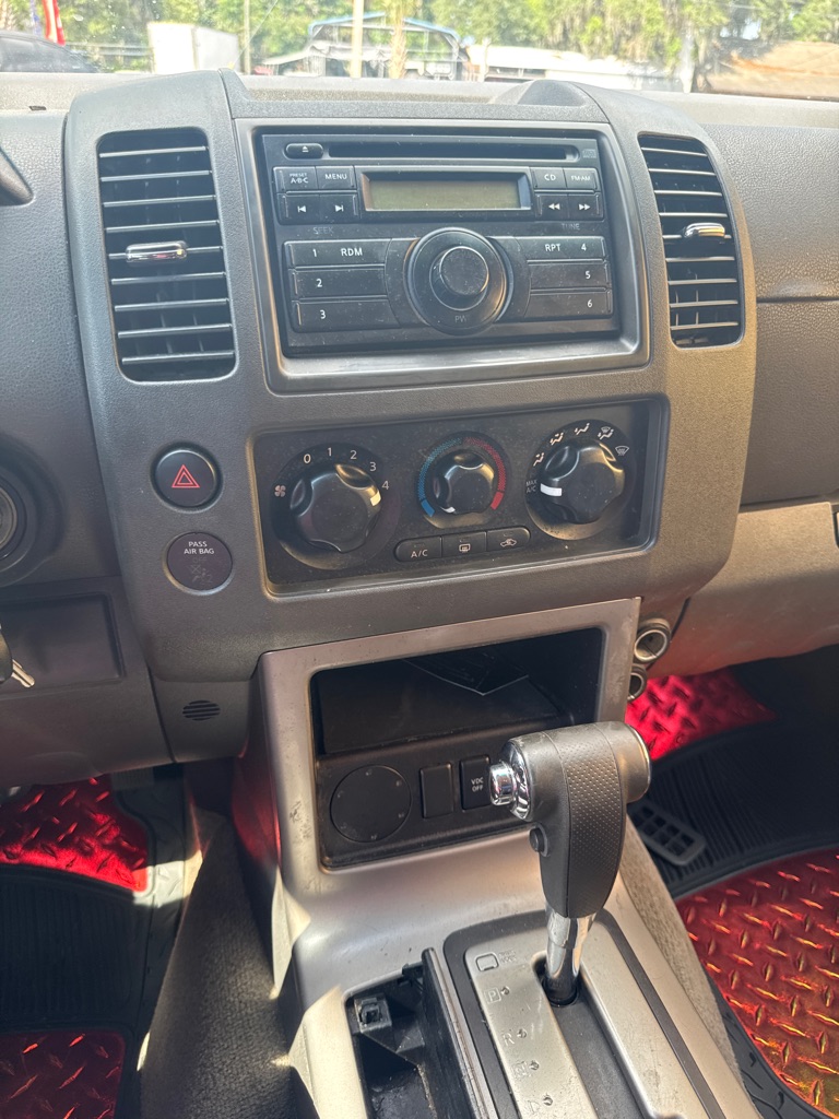 Photo 12 of this NISSAN PATHFINDER