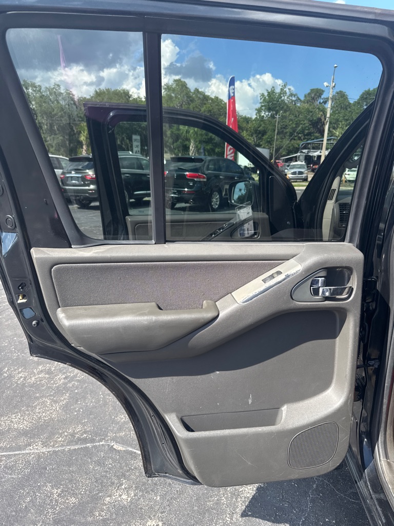 Photo 14 of this NISSAN PATHFINDER