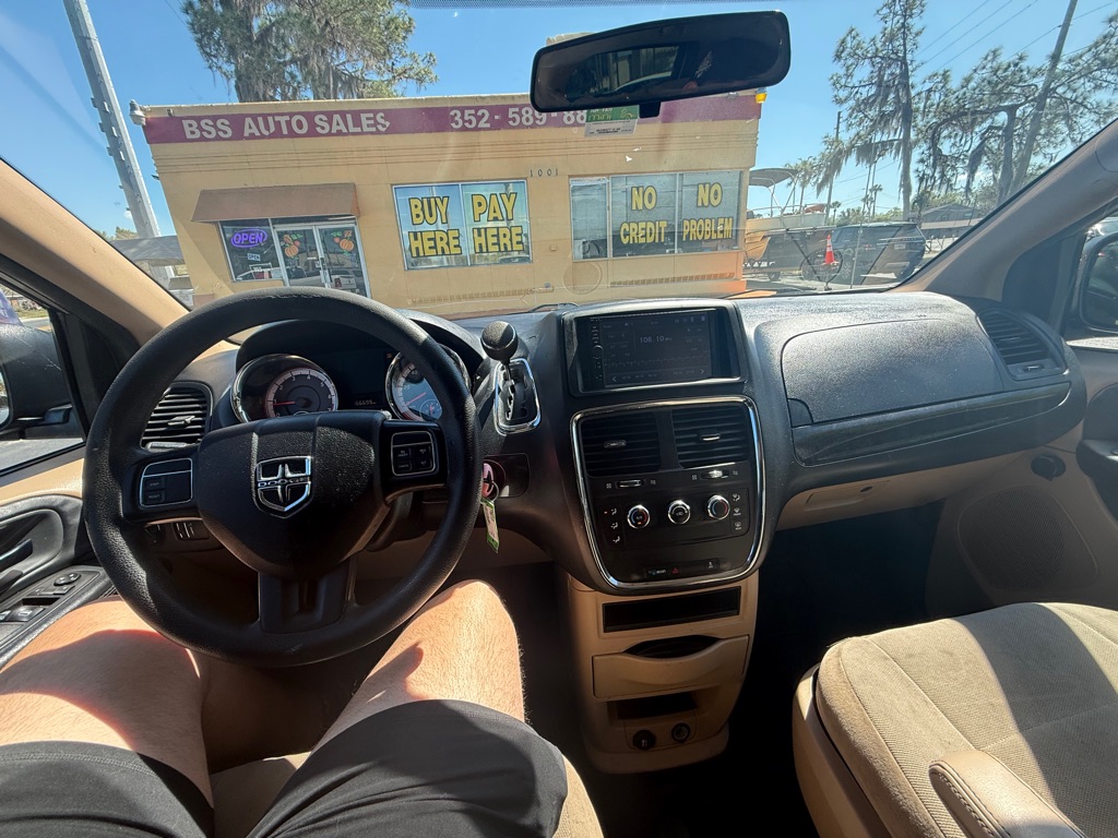 Photo 8 of this DODGE GRAND CARAVAN