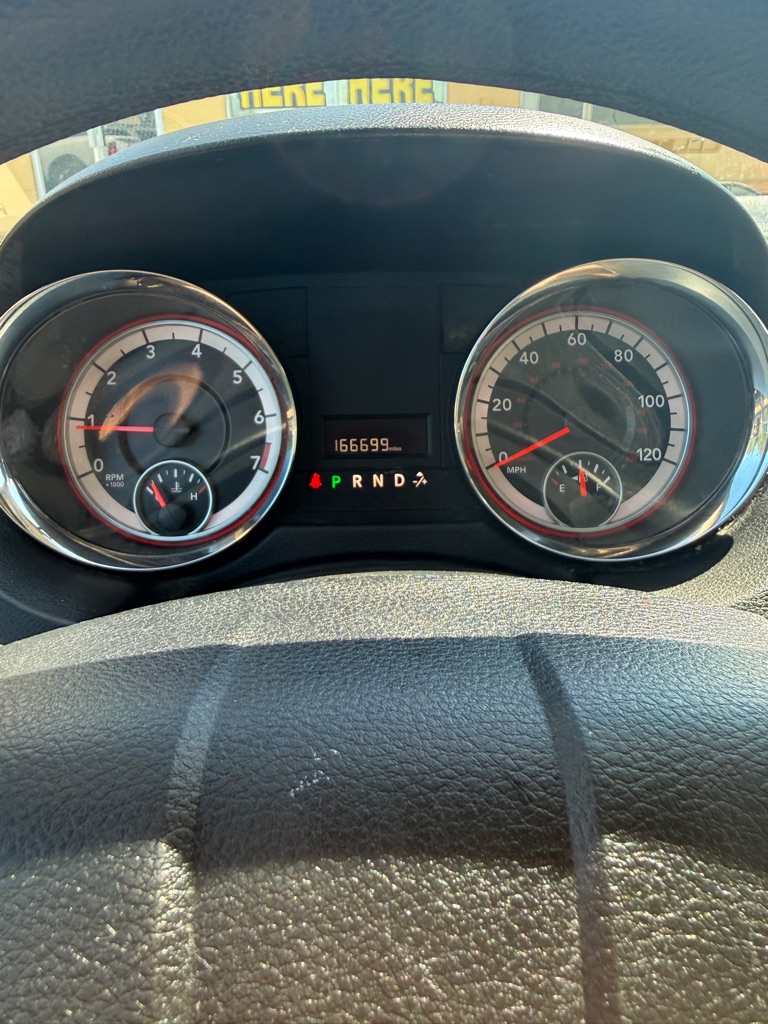Photo 9 of this DODGE GRAND CARAVAN