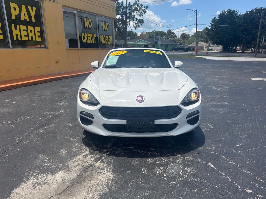 Photo 8 of this FIAT 124 SPIDER