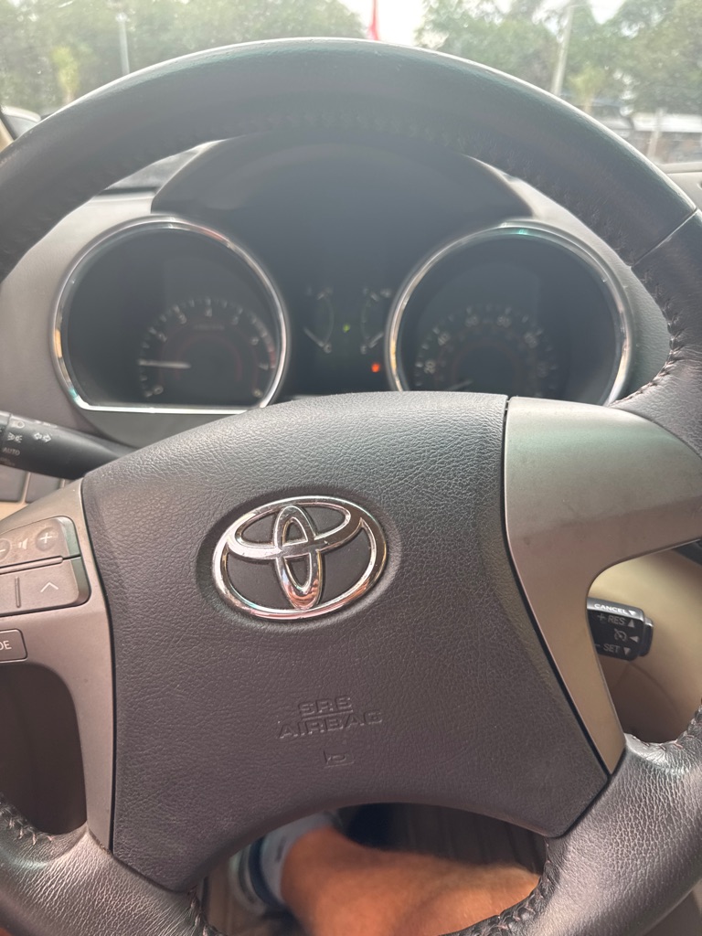 Photo 11 of this TOYOTA HIGHLANDER