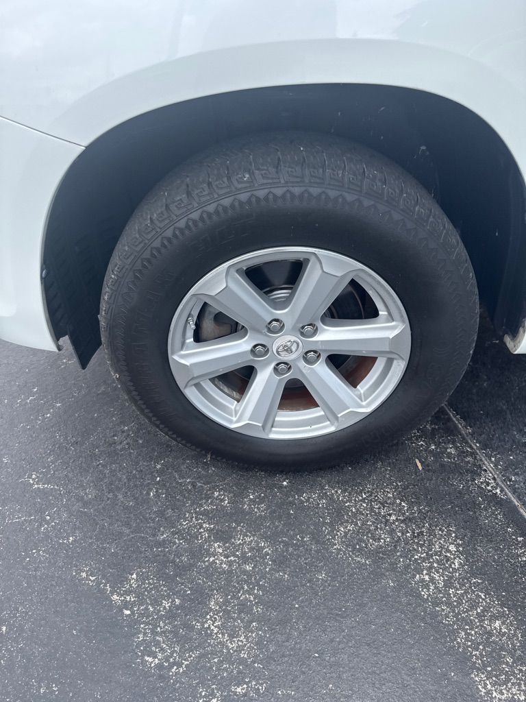 Photo 20 of this TOYOTA HIGHLANDER