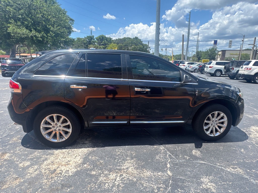 Photo 6 of this LINCOLN MKX