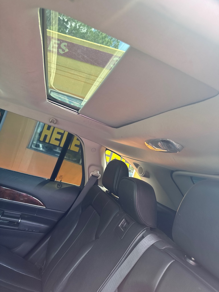 Photo 16 of this LINCOLN MKX
