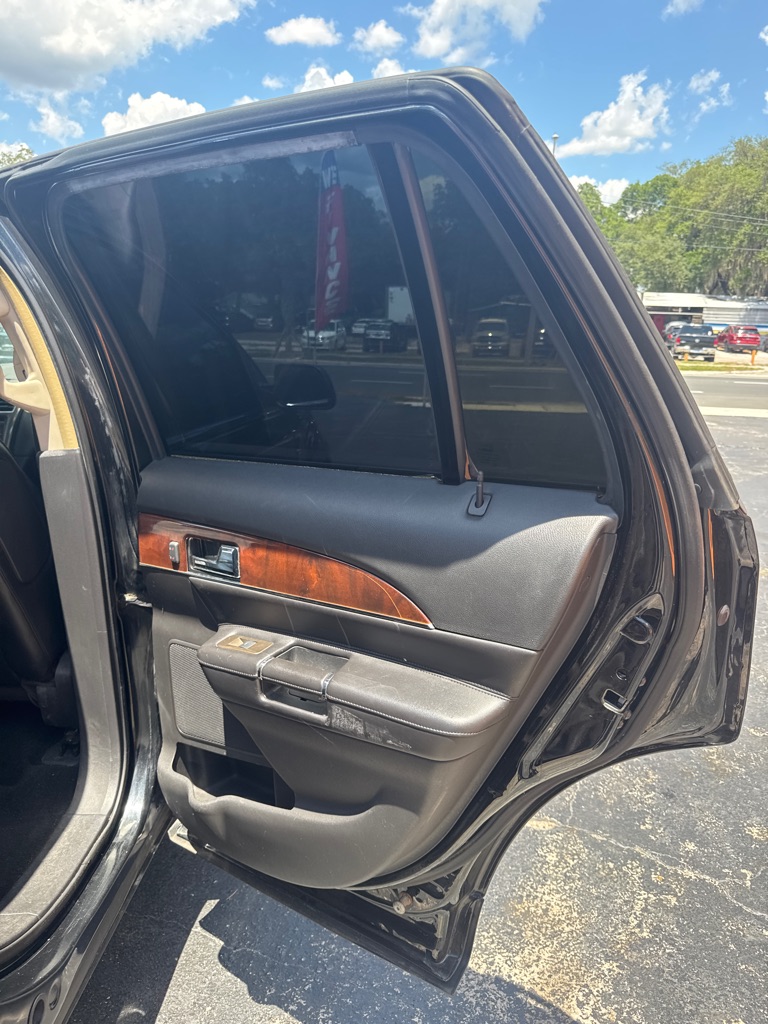 Photo 20 of this LINCOLN MKX