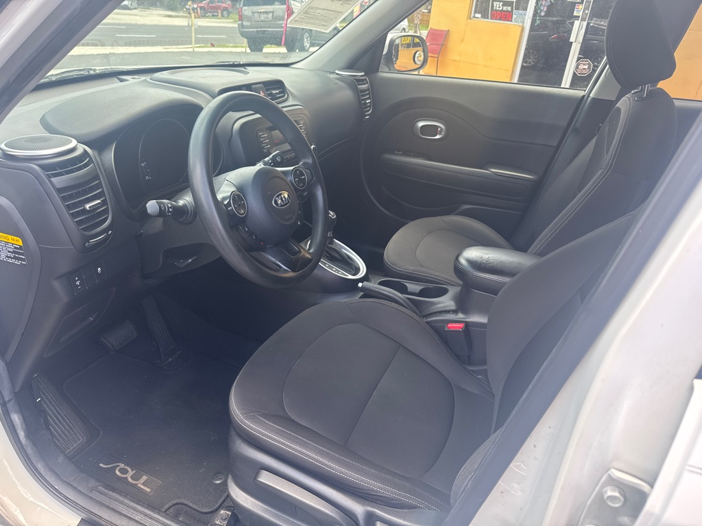Photo 9 of this KIA SOUL