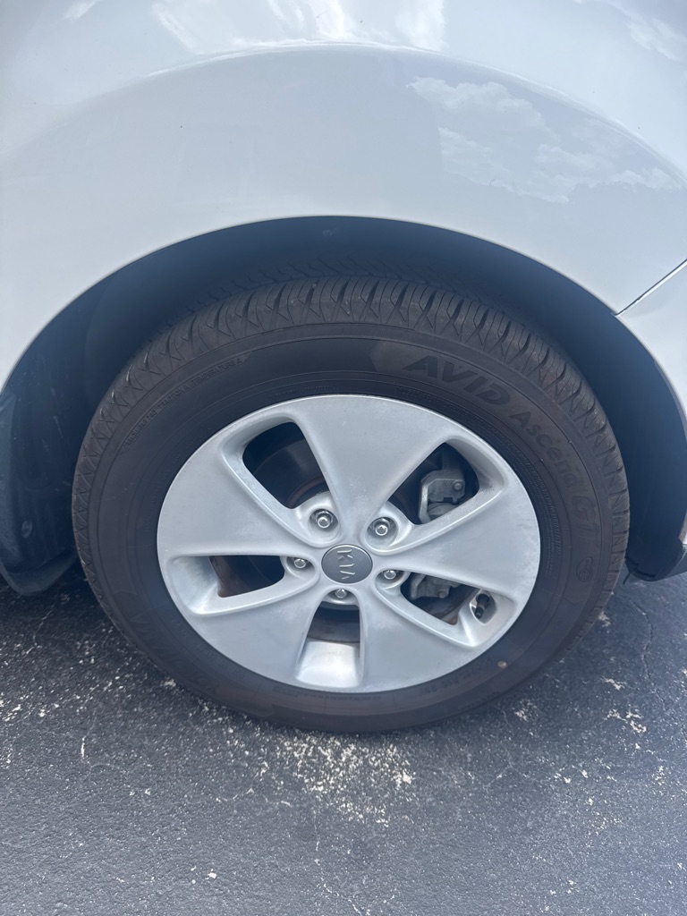 Photo 18 of this KIA SOUL