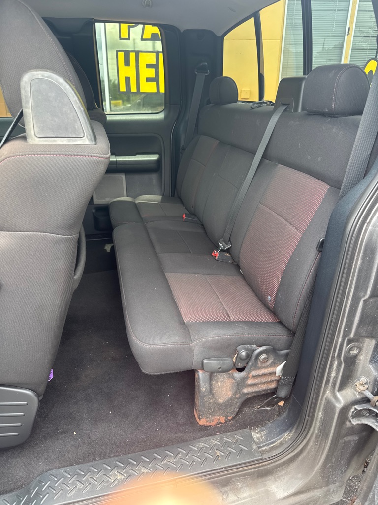 Photo 13 of this FORD F150