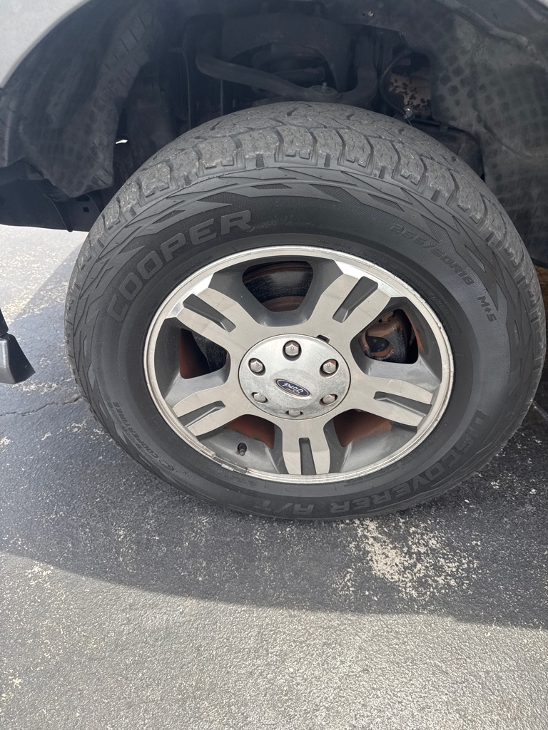 Photo 19 of this FORD F150