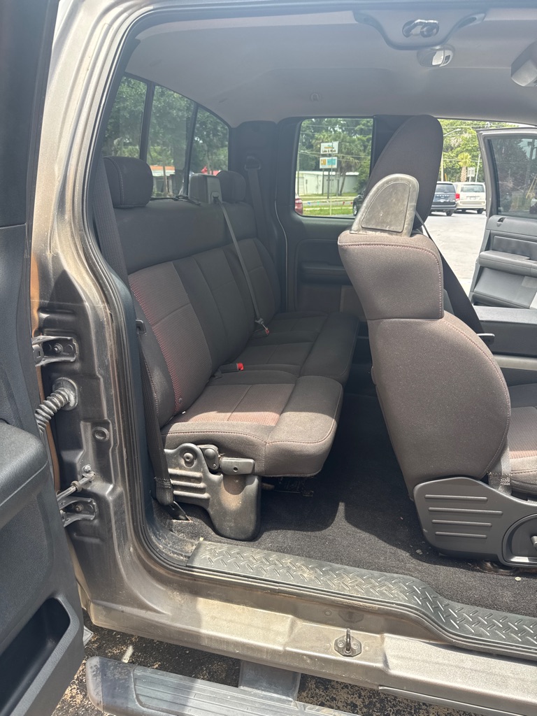 Photo 15 of this FORD F150