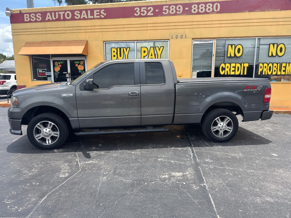 Photo 2 of this FORD F150