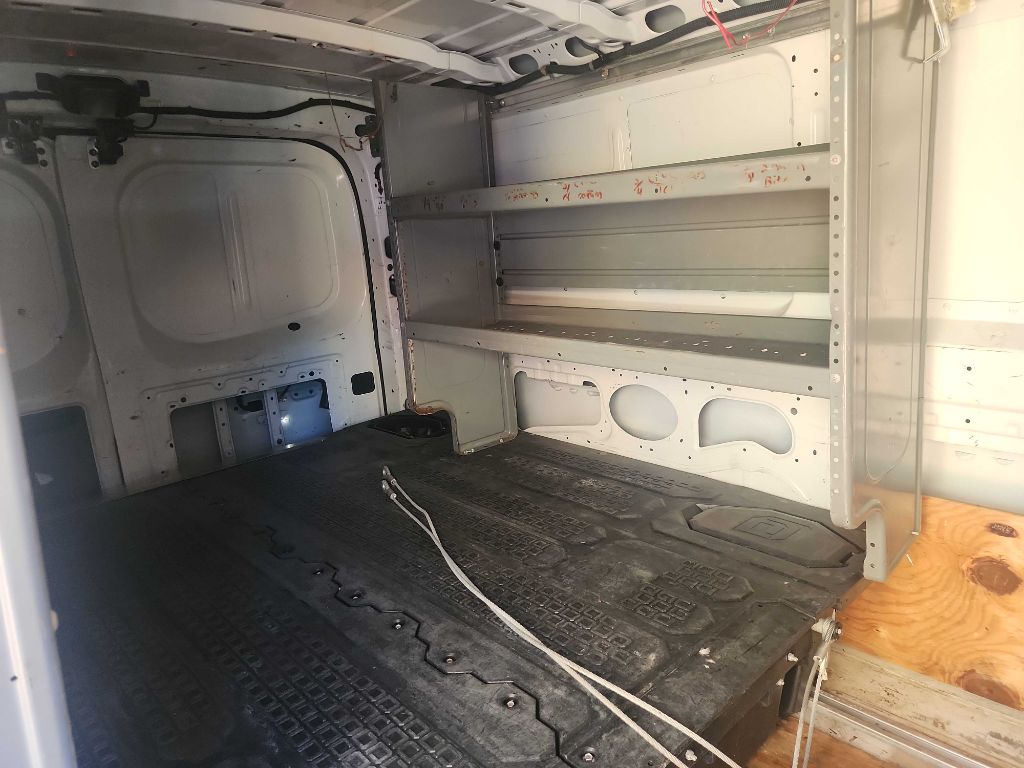 Photo 22 of this NISSAN NV
