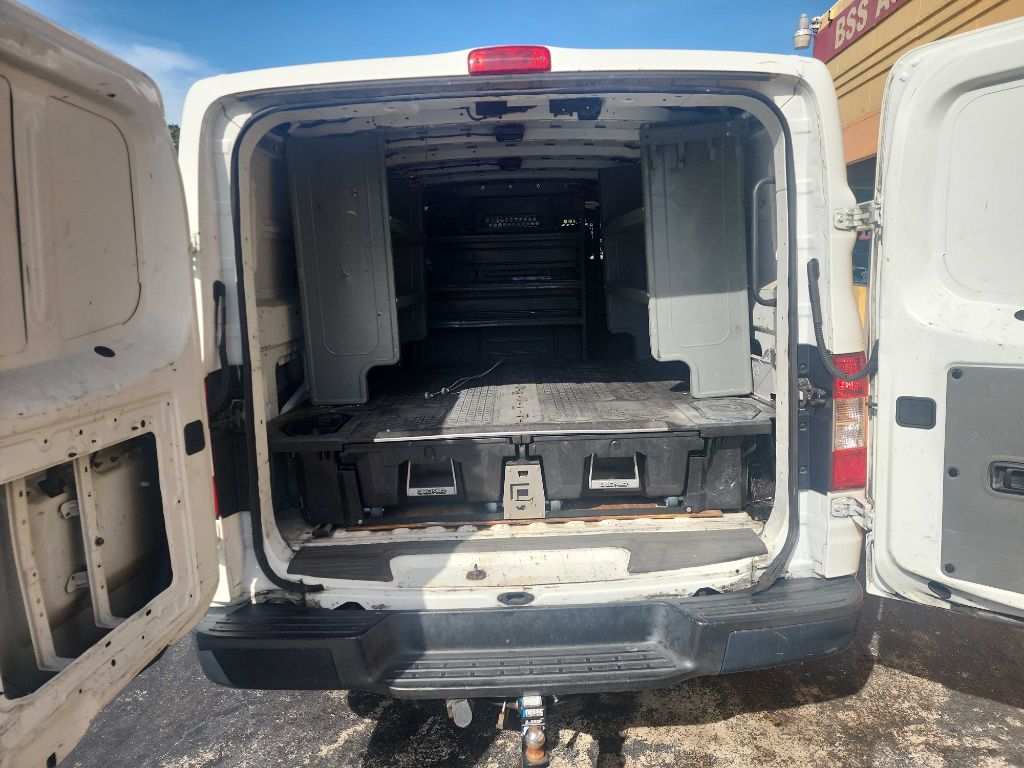 Photo 11 of this NISSAN NV