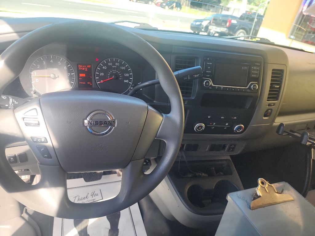 Photo 9 of this NISSAN NV
