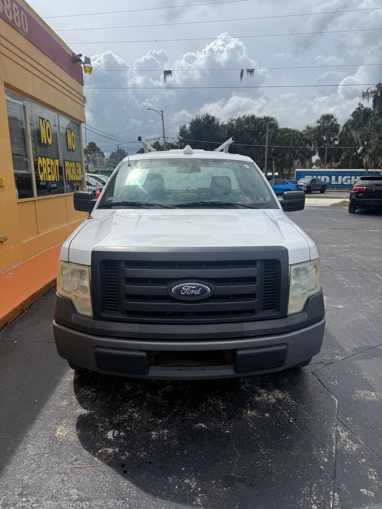 Photo 2 of this FORD F-150