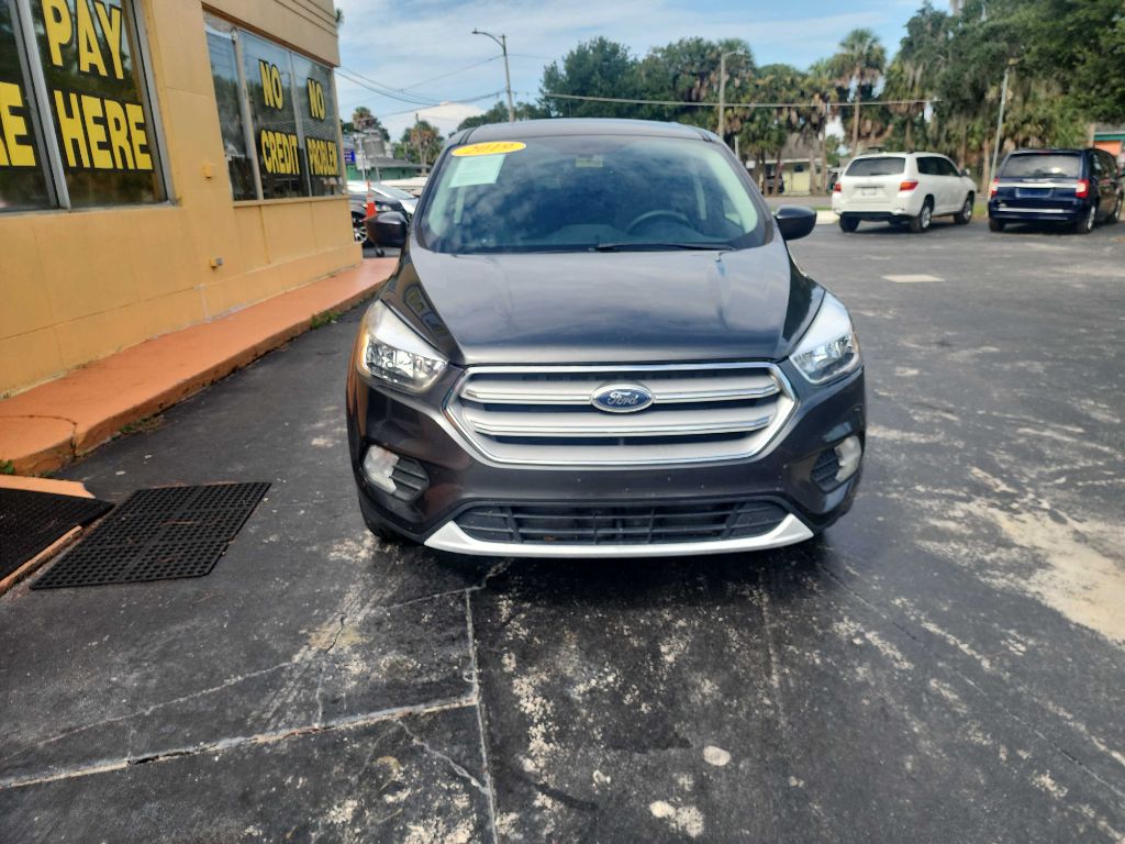 Photo 7 of this FORD ESCAPE
