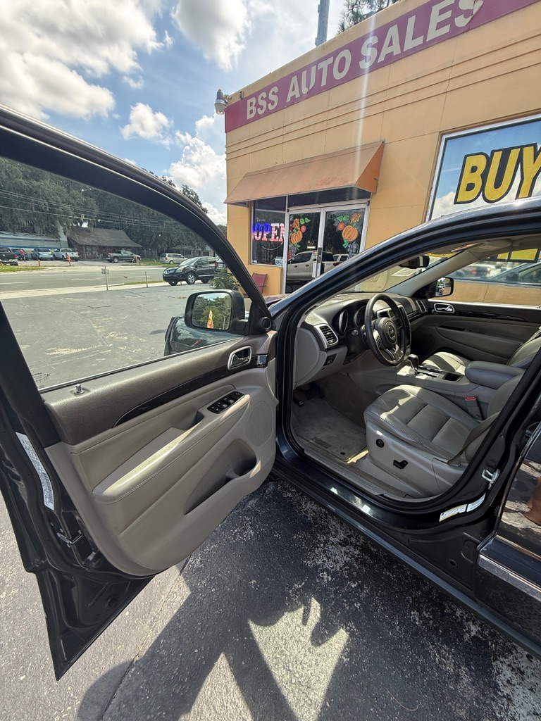 Photo 13 of this JEEP GRAND CHEROKEE