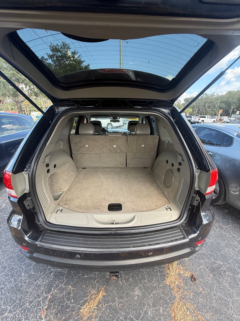 Photo 16 of this JEEP GRAND CHEROKEE