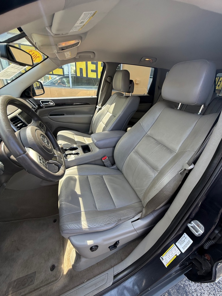 Photo 12 of this JEEP GRAND CHEROKEE