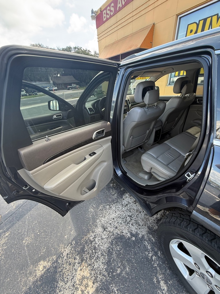 Photo 15 of this JEEP GRAND CHEROKEE