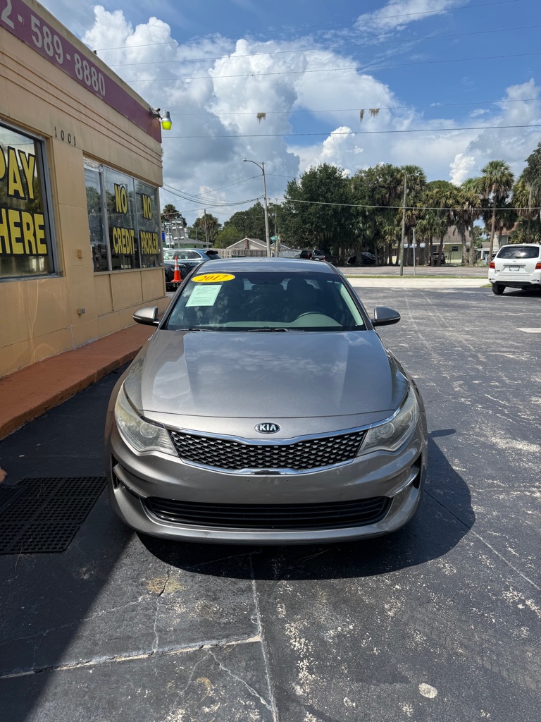 Photo 2 of this KIA OPTIMA