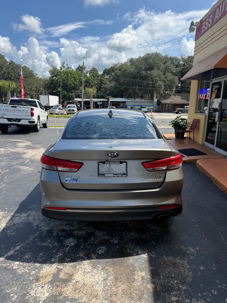 Photo 6 of this KIA OPTIMA