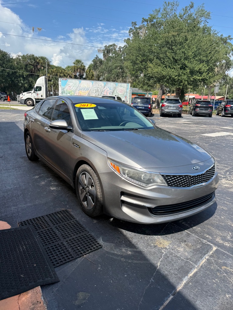 Photo 3 of this KIA OPTIMA