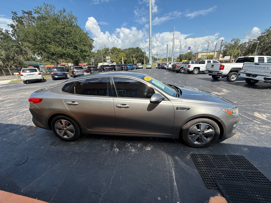 Photo 4 of this KIA OPTIMA