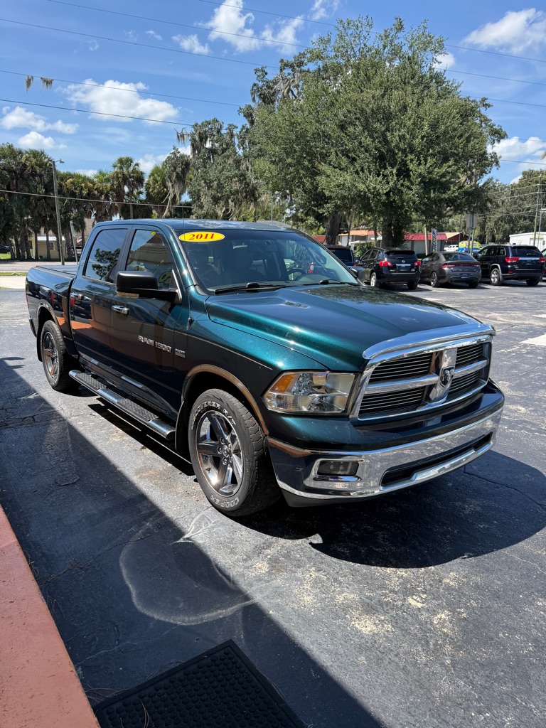 Photo 3 of this DODGE RAM 1500